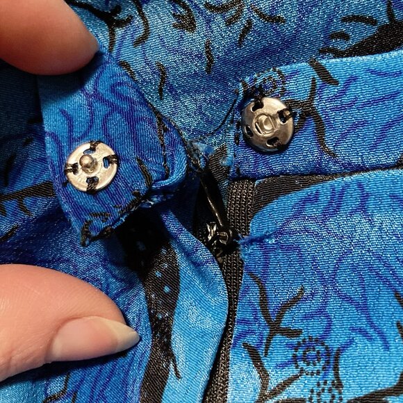 VINTAGE Blue black floral vine print long skirt ~ MEDIUM LARGE whimsigoth maxi - Picture 7 of 7